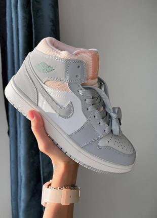 Знижка 36 nike air 1 retro grey pink жіночі кросівки найк джордан сірі з рожевим высокие кроссовки скидка серые с розовым9 фото