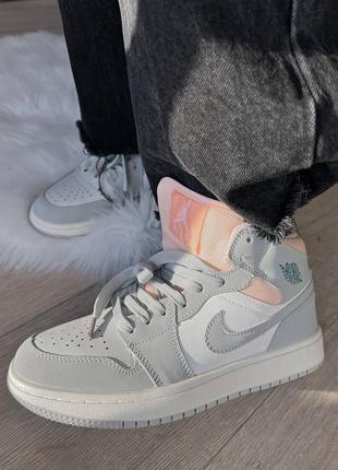 Знижка 36 nike air 1 retro grey pink жіночі кросівки найк джордан сірі з рожевим высокие кроссовки скидка серые с розовым