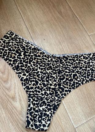 Безшовні трусики