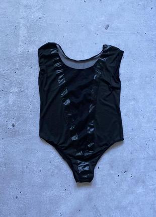 Боді з вирізом у сіточку розмір м-l