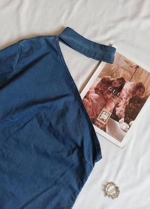 Синее джинсовое платье на одно плечо с чокером/асимметричное5 фото