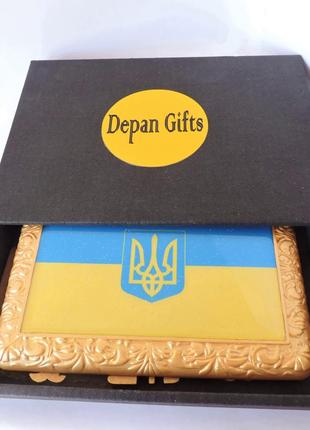 Український прапор з гербом подарунковий комплект