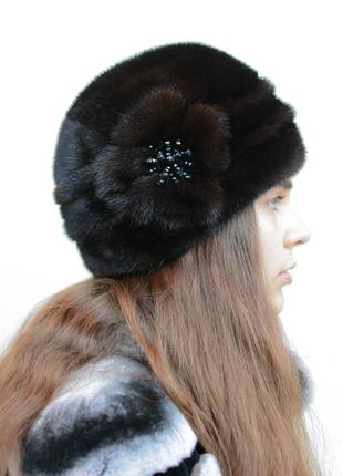 Зимняя женская норковая шапка "шарик-цветок" браун(орех)