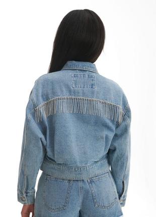 Бомбезно стильная актуальная джинсовая куртка от cropp в стиле zara6 фото