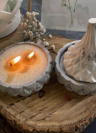 Свеча в кашпо с крышкой