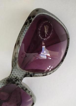 Женские солнцезащитные очки uv4002 фото
