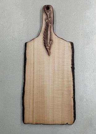 Доска разделочная деревянная "осетр". размер 17 х 36 см.
