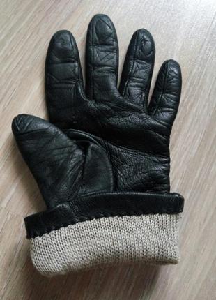 Кожаные перчатки