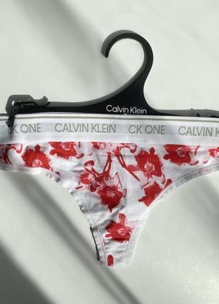 Стринги calvin klein3 фото