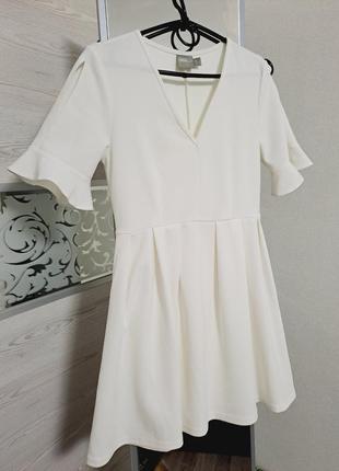 Платье белое базовое с коротким рукавом2 фото