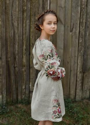 Льняное детское платье-вышиванка3 фото