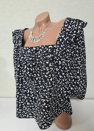 Стильная блузка с воланами свободного кроя от george2 фото
