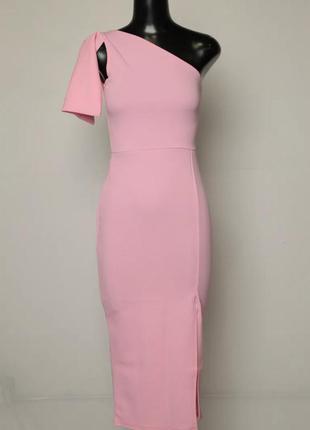 Розовое платье с вырезом на ноге4 фото