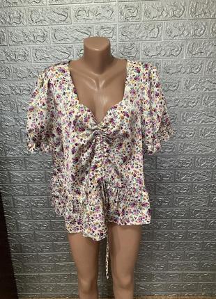 Трендовая блуза блузка с драпировкой блуза в цветочный принт блузка в цветочный принт1 фото