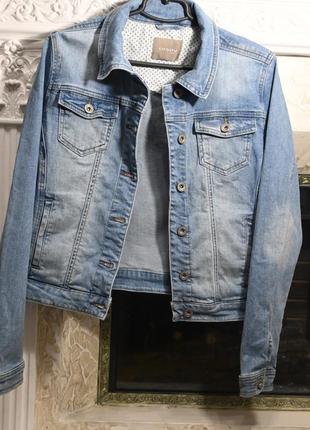 Куртка джинсовая голубая5 фото