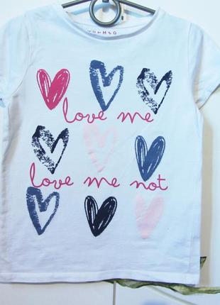 Красивая нарядная праздничная белая футболка с сердечками nutmeg для девочки 7-8 лет