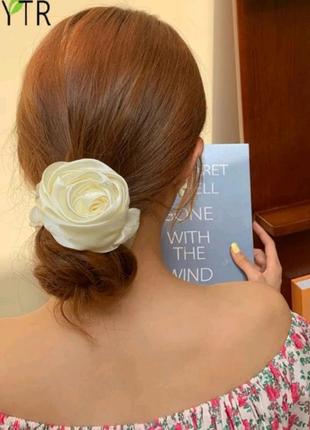 Гумка резинка  з квіткою з трояндою з трояндочкою бантик шпилька квітка троянда у волосся для волосся1 фото