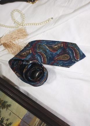 Винтажный шелковый галстук principles
(ретрог, винтаж)1 фото