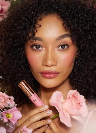 Charlotte tilbury tinted love тинт для губ и щек в оттенке petal pink2 фото