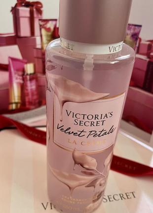 Victoria secret velvet petals la crème fragrance mist4 фото