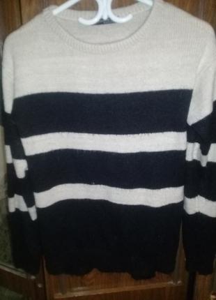 Приємний светр від atmosphere