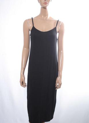 Длинное черное прямое платье-мешок или сарафан на бретелях с утяжкой снизу