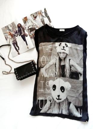 Черное платье с принтом pull&bear.