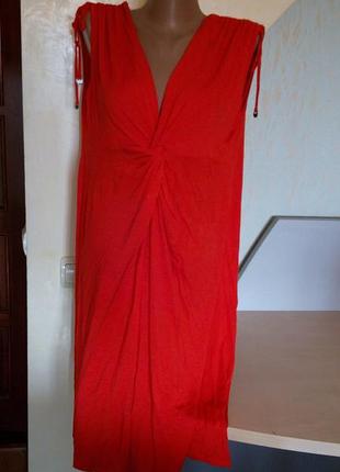 Трикотажное оранжевое платье