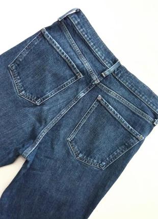 Брендовые джинсы с высокой посадкой.4 фото