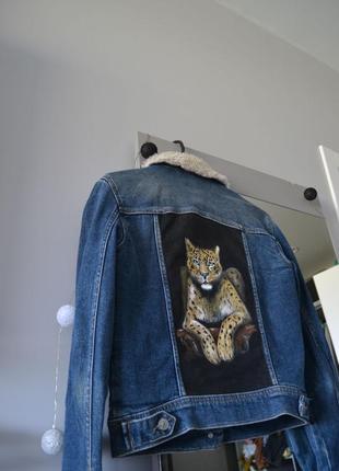 Джинсовка с росписью "леопард".джинсовая куртка enterb.4 фото