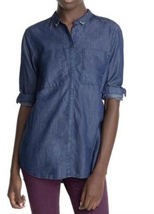 Джинсова натуральна сорочка з мода з довгими рукавами і нагрудними кишенями1 фото