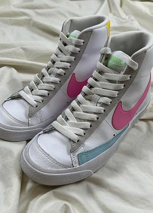 Женские оригинальные кроссовки nike blazer mid vntg 77