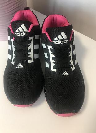 Кросівки adidas