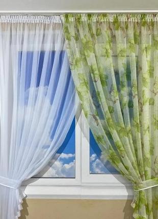 Шторки на кухню з квітковим принтом. колір зелений з білим