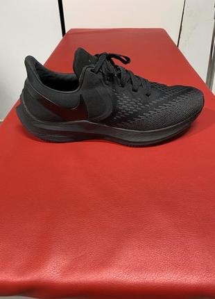 Кроссовки nike zoom