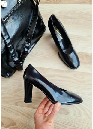 Кожаные туфли женские глянцевые туфли на массивных каблуках черные туфли на высоком каблуке