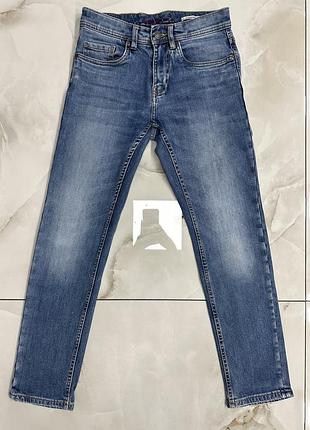 Джинсы