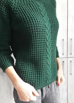 Стильний светр .італія. з-м