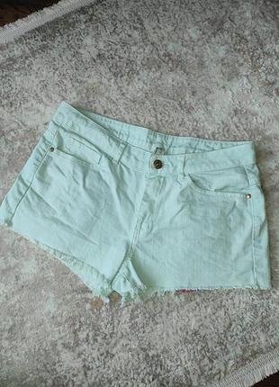 Шорти