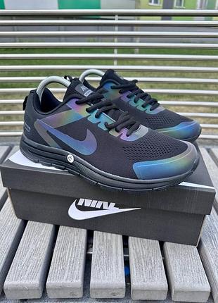 Мужские кроссовки nike shield