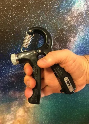 Эспандер кистевой с счетчиком нагрузки 10-60 кг хорошее качество