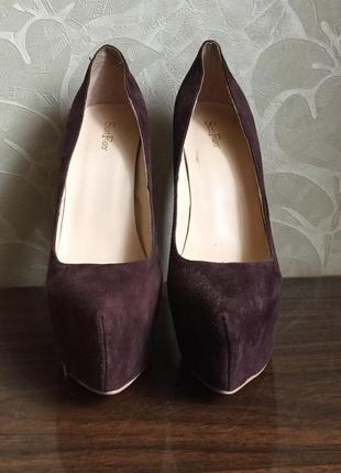 Замшевые туфли