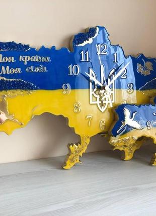 Часы настенные из эпоксидной смолы "карта украины" 40x25 см7 фото