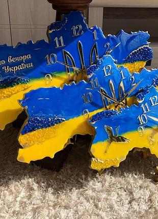 Часы настенные из эпоксидной смолы "карта украины" 40x25 см4 фото