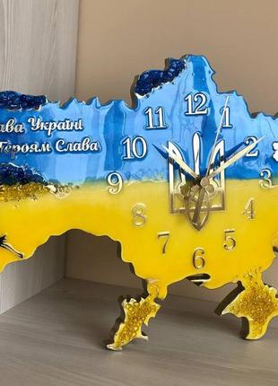 Часы настенные из эпоксидной смолы "карта украины" 40x25 см2 фото