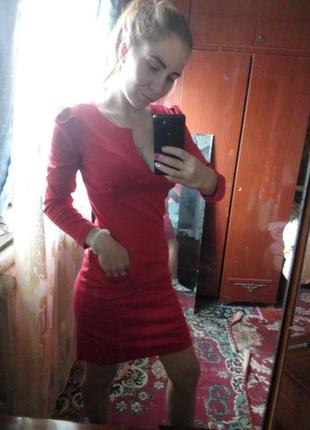 Супер красное платье1 фото