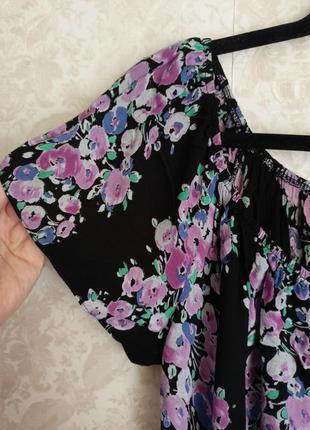 Черное красивое летнее платье с цветами от drothy perkins3 фото