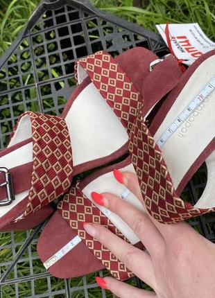 Босоніжки 👡3 фото