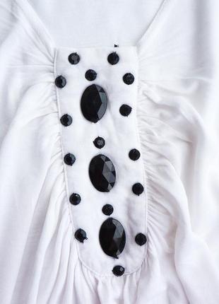 Платье размеры 42-46 и 44-50 с камнями v-силуэта uttam london4 фото
