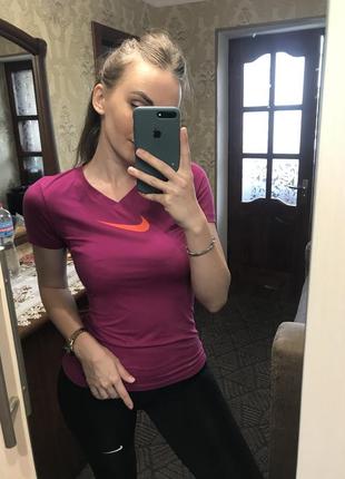 Футболка nike dri-fit